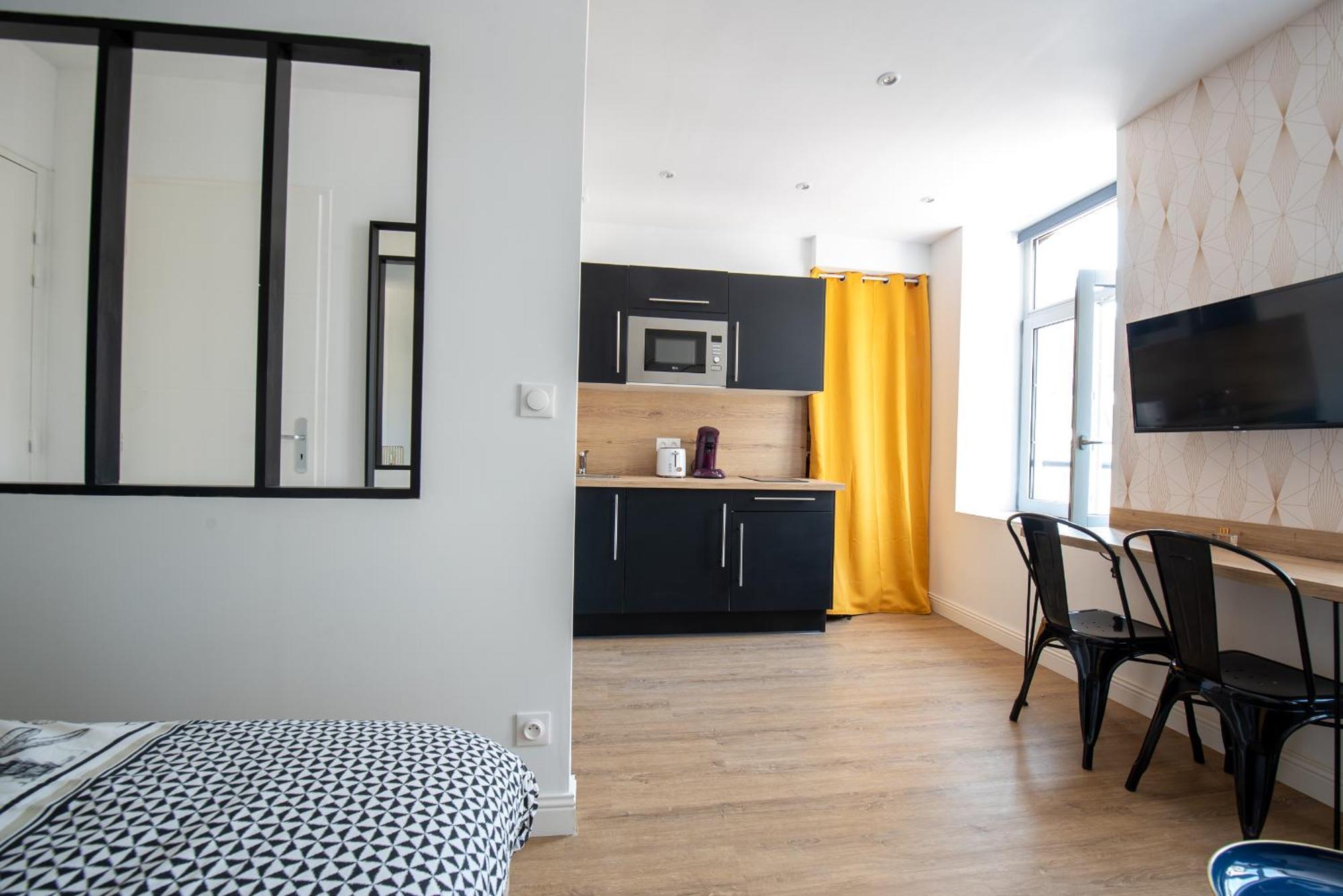 Au Nouveau Boulonnais - 4 Appartements Charmants Pour Couples, Familles Et Groupe D'Amis, Vieille Ville Et Centre Ville De Boulogne Sur Mer Esterno foto