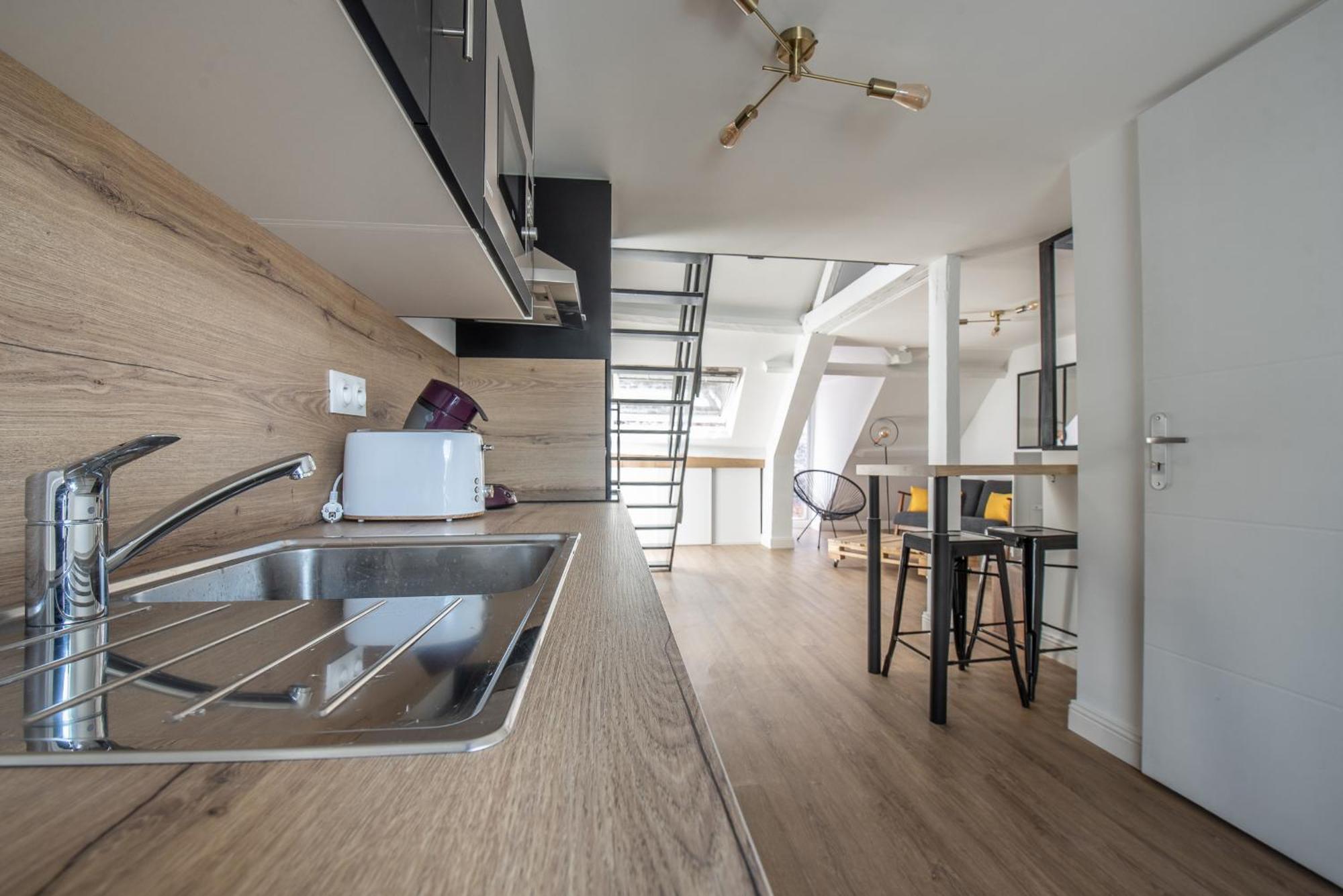 Au Nouveau Boulonnais - 4 Appartements Charmants Pour Couples, Familles Et Groupe D'Amis, Vieille Ville Et Centre Ville De Boulogne Sur Mer Esterno foto