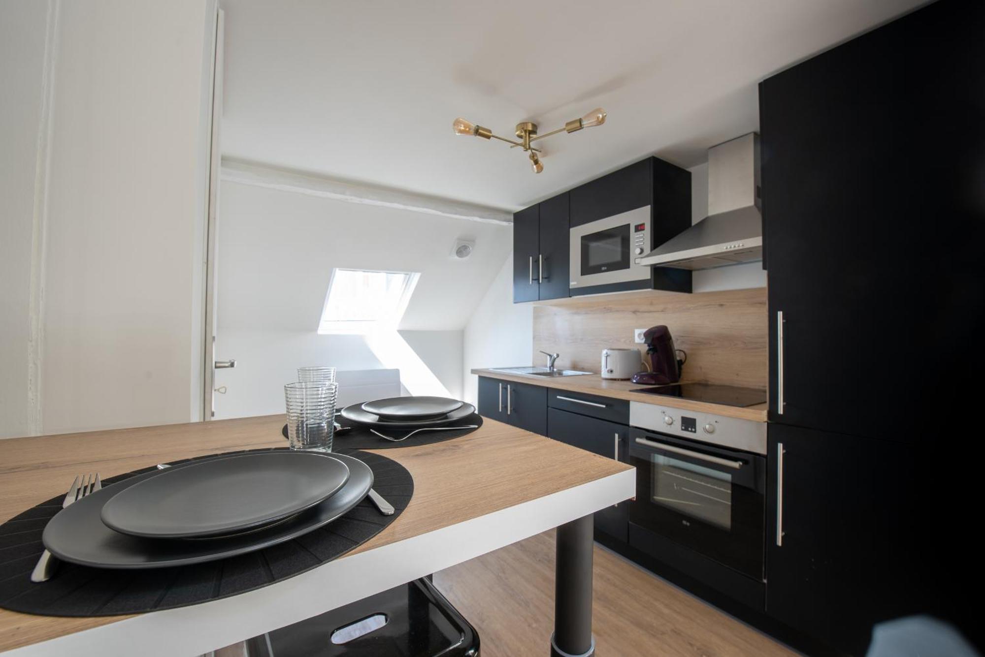 Au Nouveau Boulonnais - 4 Appartements Charmants Pour Couples, Familles Et Groupe D'Amis, Vieille Ville Et Centre Ville De Boulogne Sur Mer Esterno foto